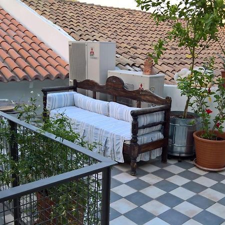 Under The Acropolis, Tiny Room, Big Terrace 아테네 외부 사진